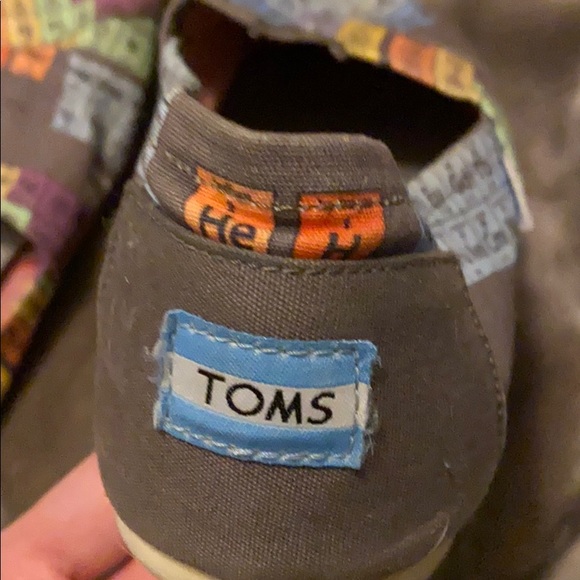 🔴3 for $15🔴 TOMS Size 11 Periodic Table Shoes - Picture 3 of 6